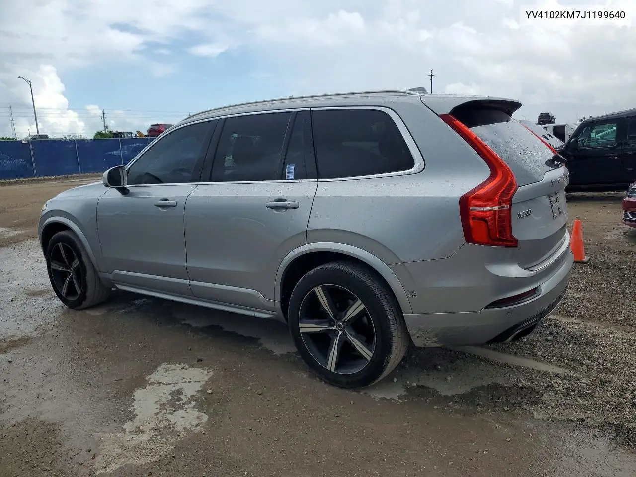 2018 Volvo Xc90 T5 VIN: YV4102KM7J1199640 Lot: 54240126