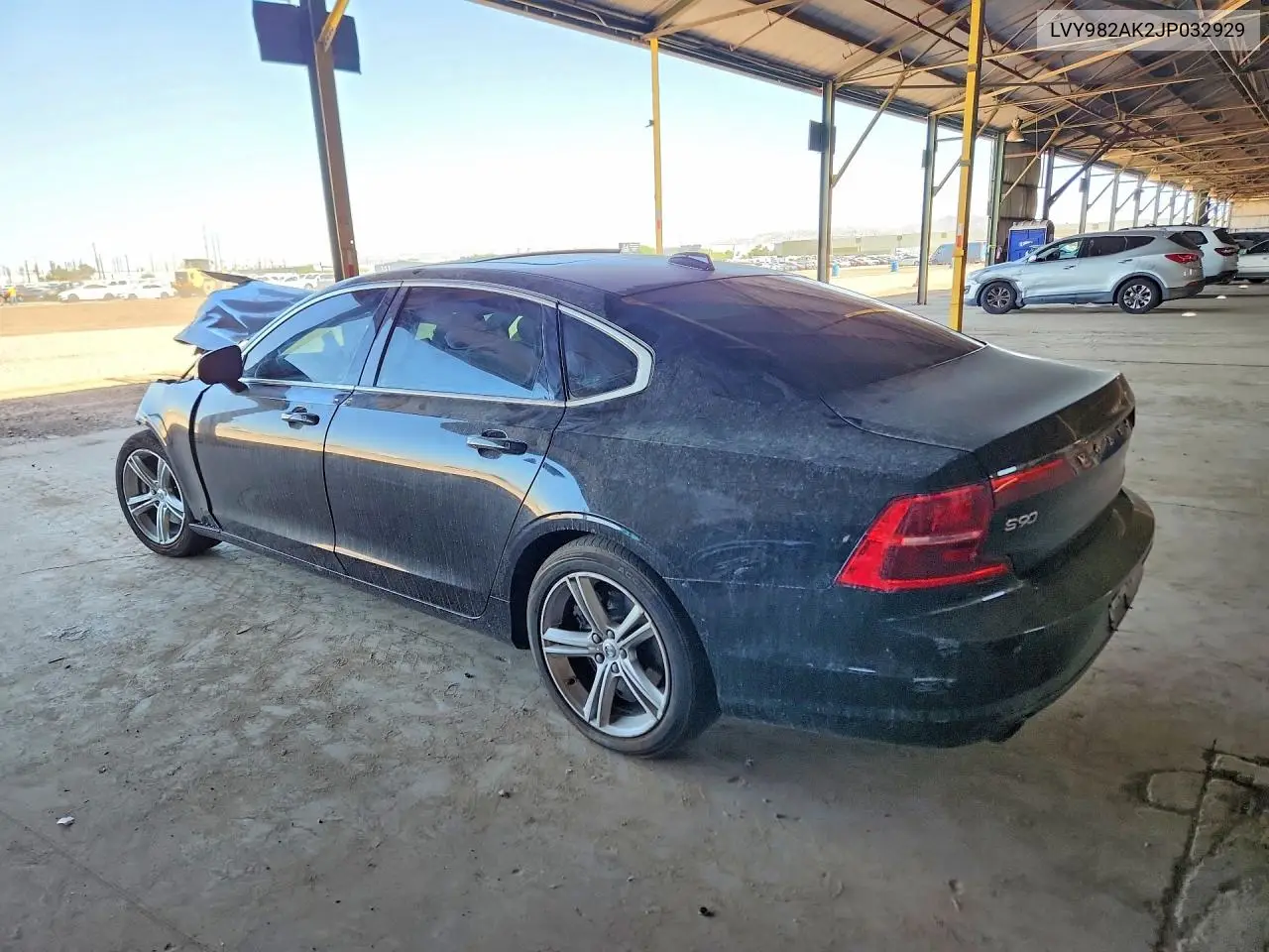 2018 Volvo S90 T5 Momentum VIN: LVY982AK2JP032929 Lot: 55414856