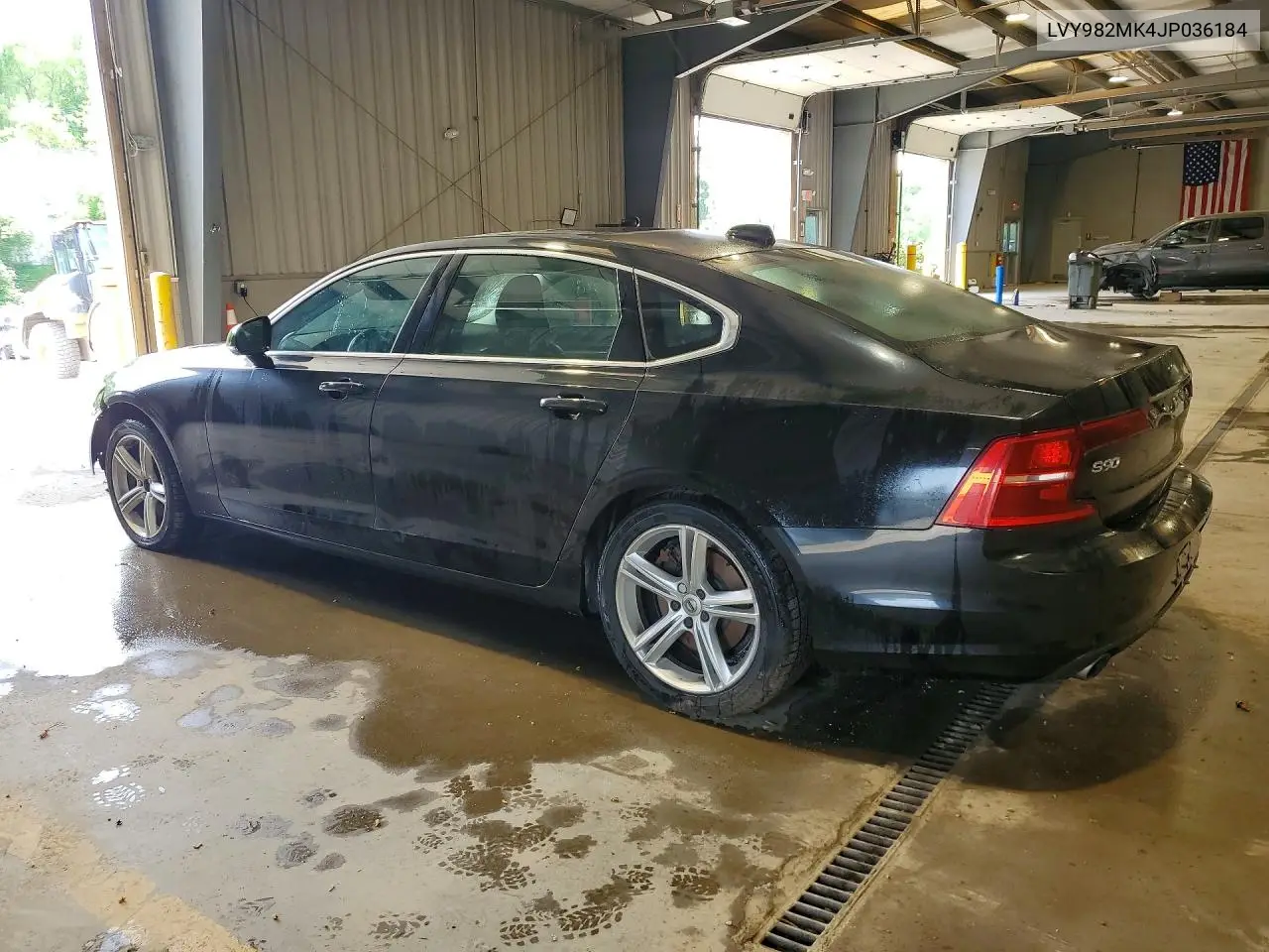 2018 Volvo S90 T5 Momentum VIN: LVY982MK4JP036184 Lot: 55605556
