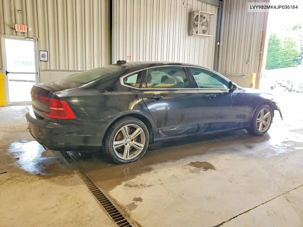 2018 Volvo S90 T5 Momentum VIN: LVY982MK4JP036184 Lot: 55605556