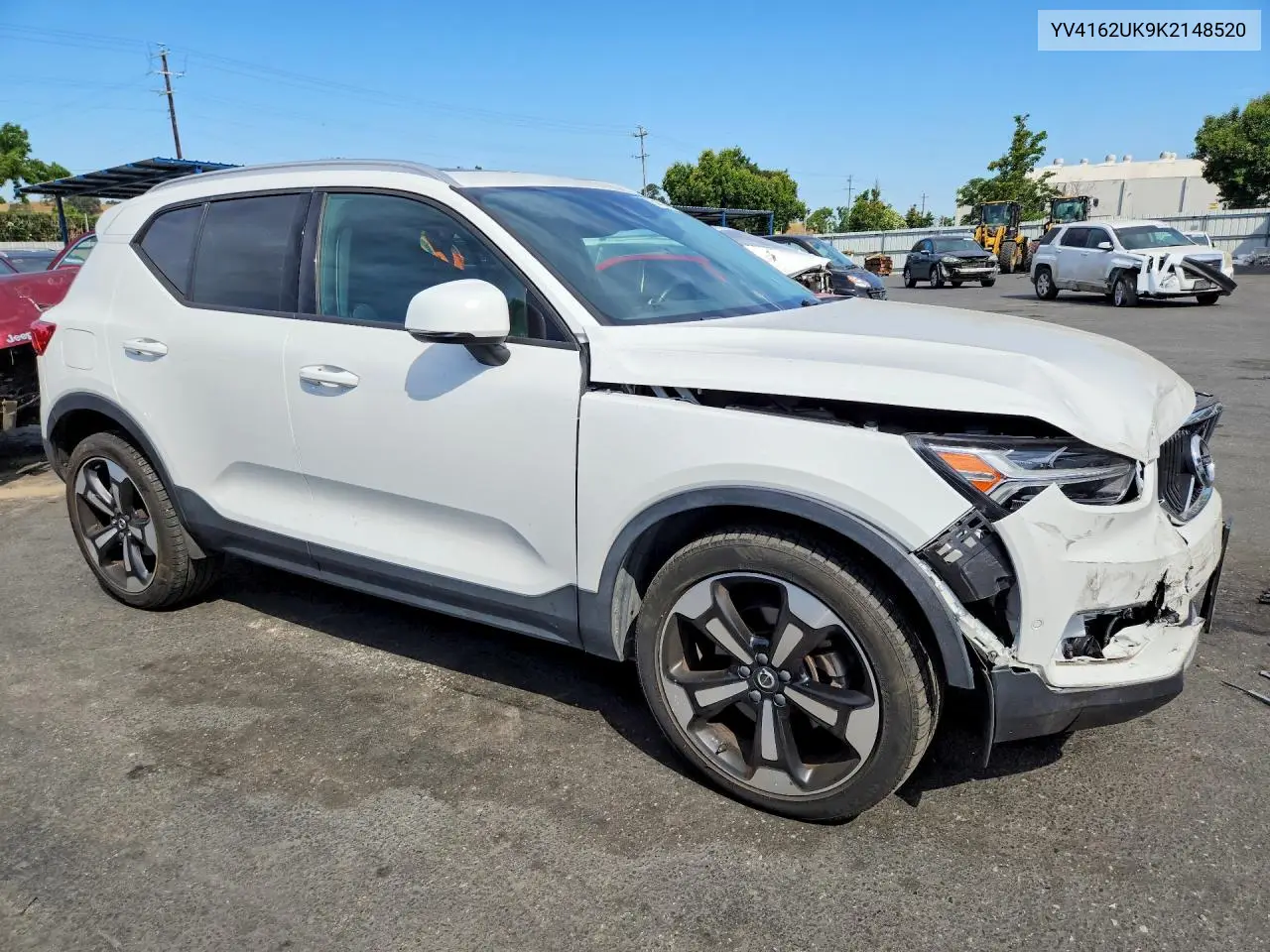 2019 Volvo Xc40 T5 Momentum VIN: YV4162UK9K2148520 Lot: 54151426
