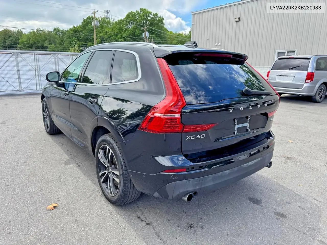 2019 Volvo Xc60 T6 Momentum VIN: LYVA22RK2KB230983 Lot: 56053936
