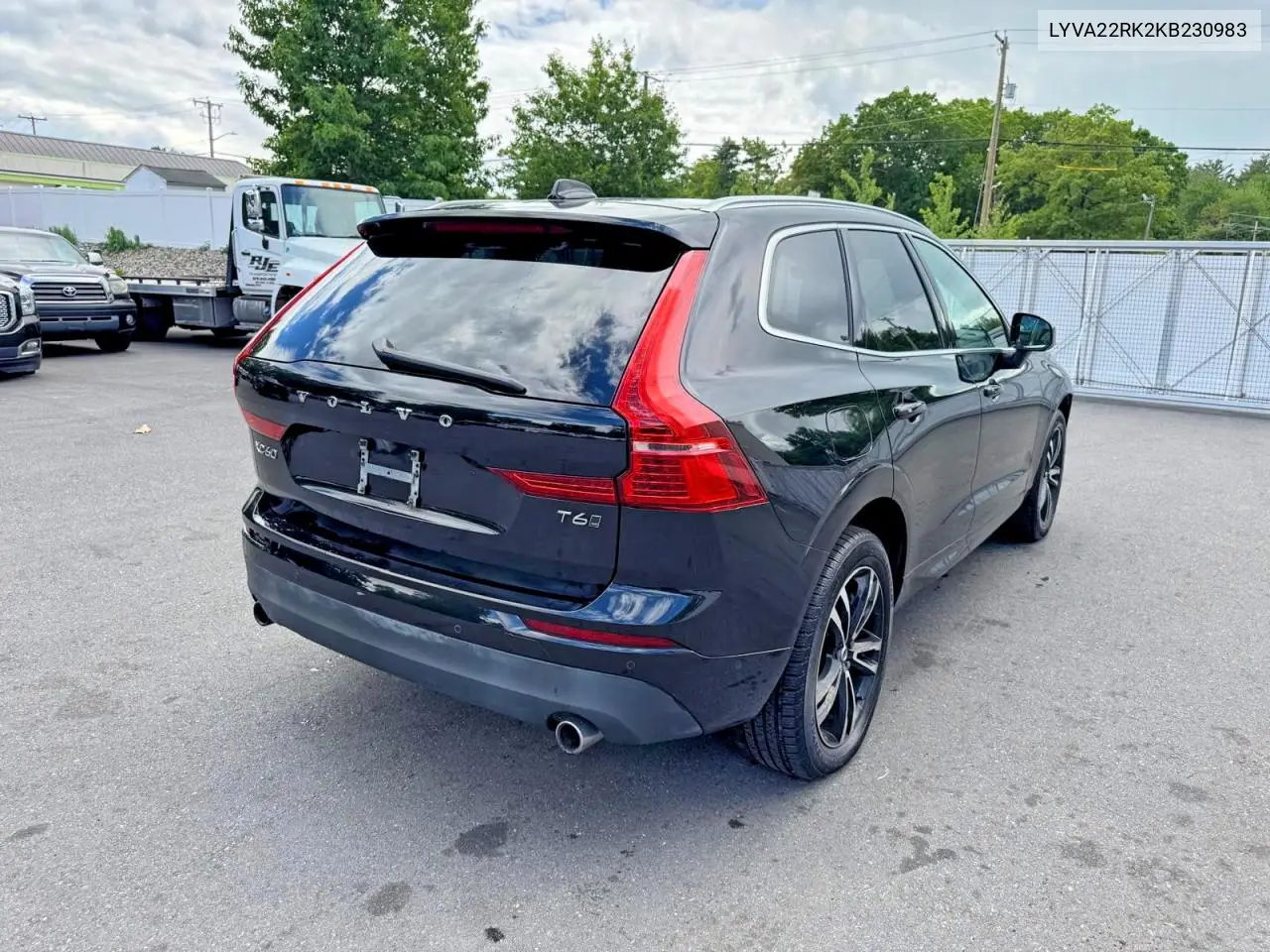 2019 Volvo Xc60 T6 Momentum VIN: LYVA22RK2KB230983 Lot: 56053936