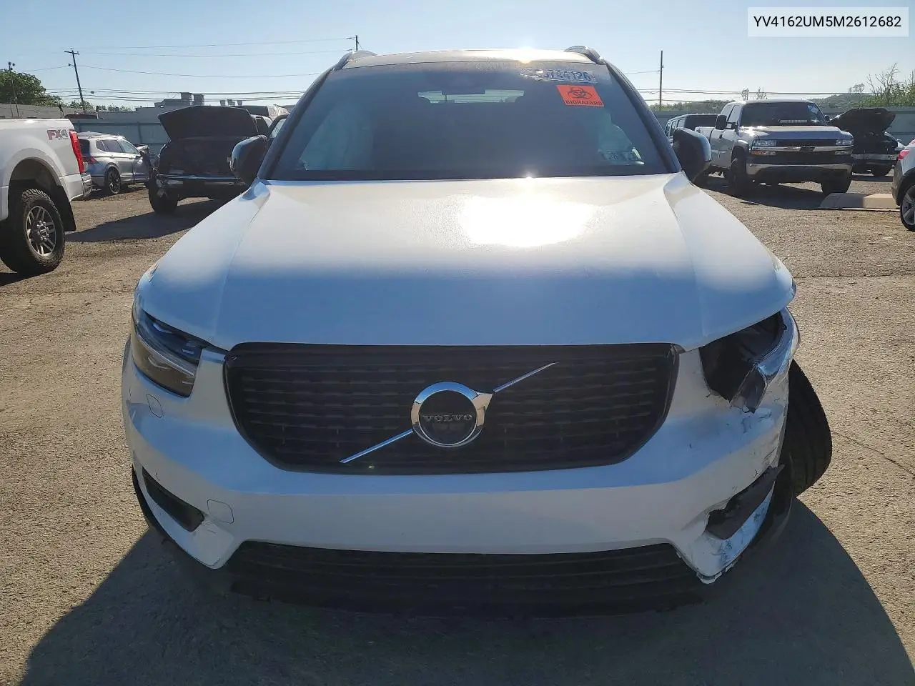 2021 Volvo Xc40 T5 R-Design VIN: YV4162UM5M2612682 Lot: 55744126