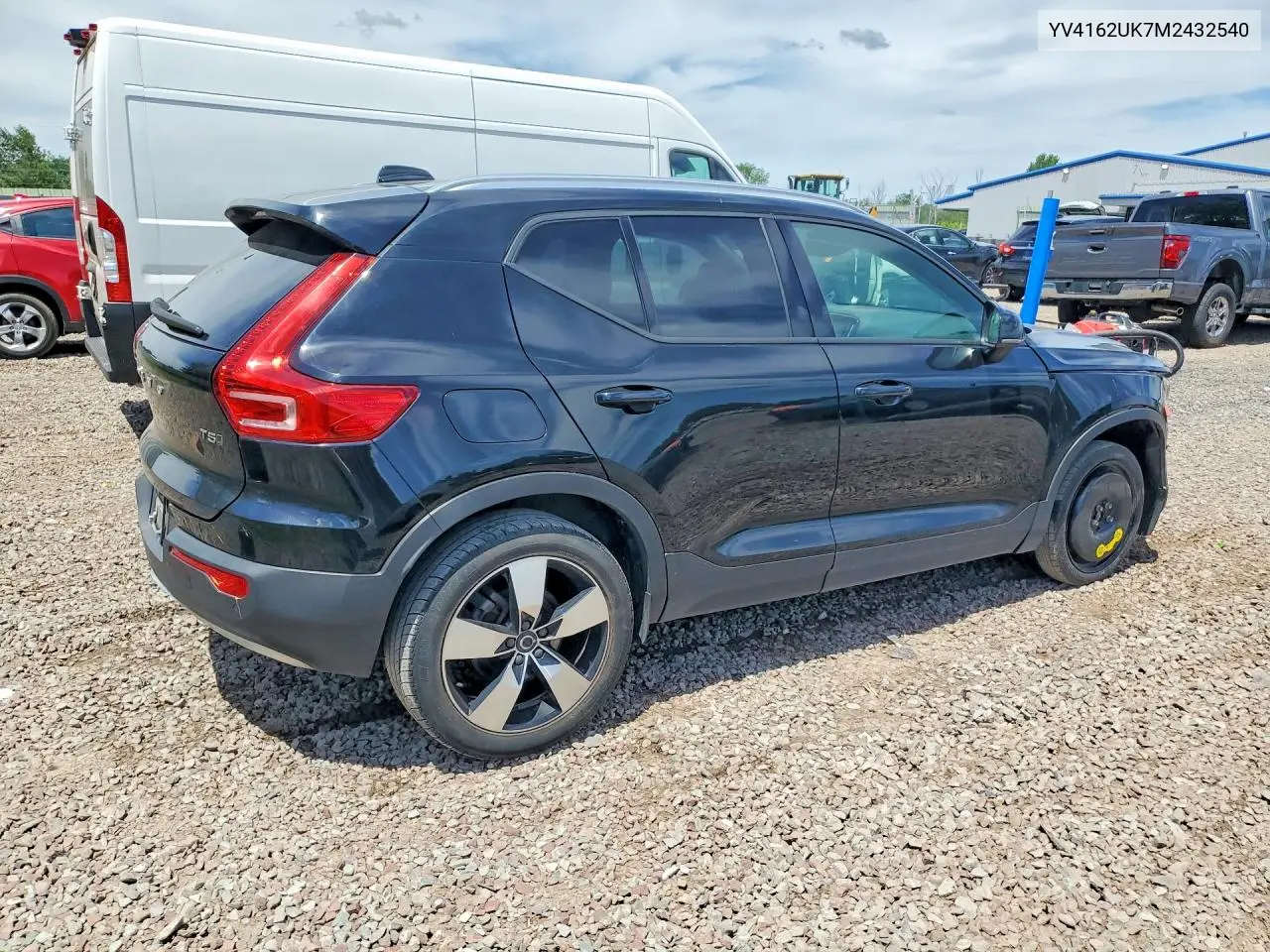 2021 Volvo Xc40 T5 Momentum VIN: YV4162UK7M2432540 Lot: 57966376