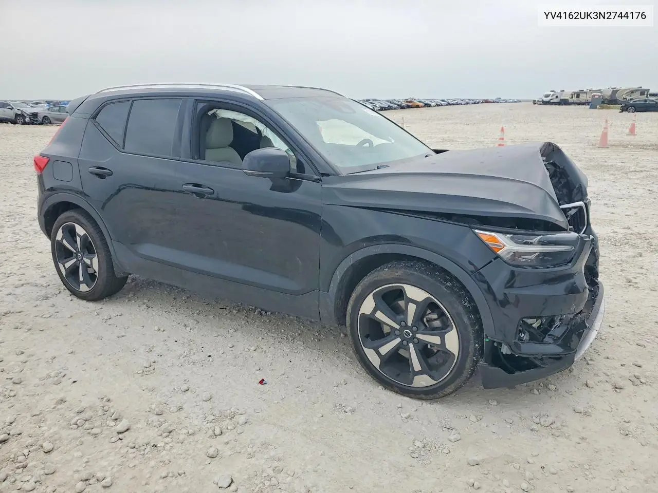 2022 Volvo Xc40 T5 Momentum VIN: YV4162UK3N2744176 Lot: 51560856