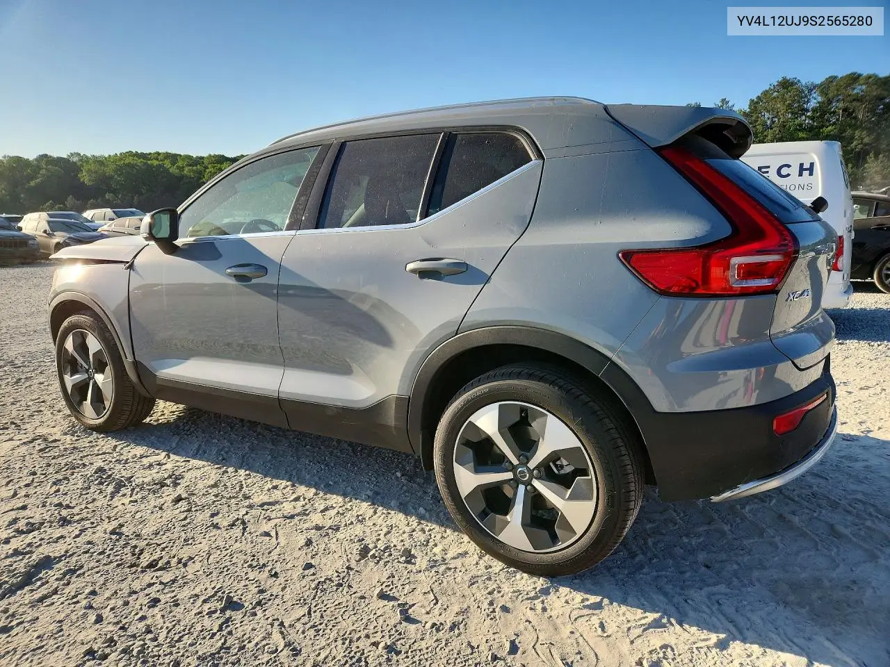 2025 Volvo Xc40 Core VIN: YV4L12UJ9S2565280 Lot: 50844236