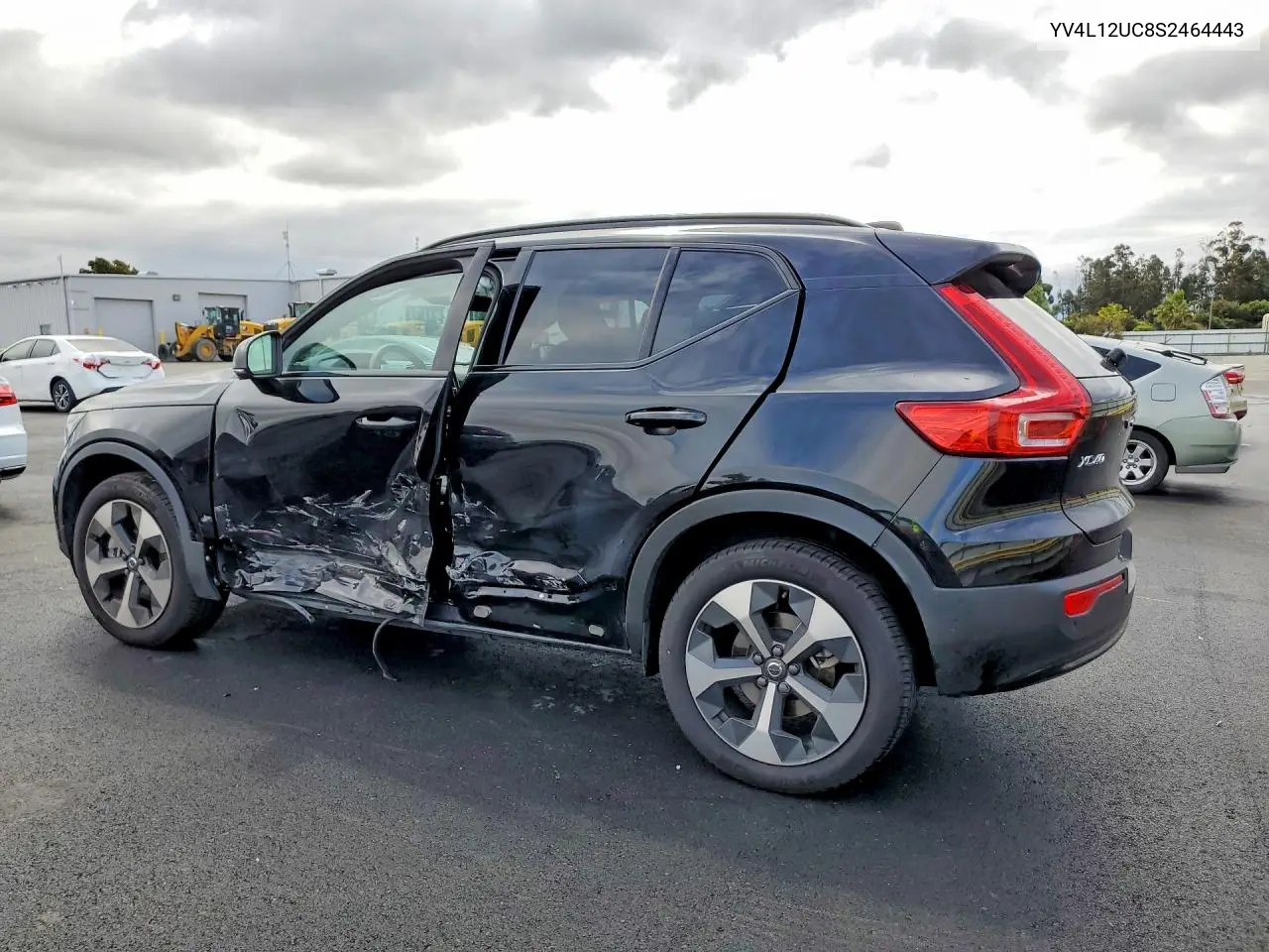 2025 Volvo Xc40 Plus VIN: YV4L12UC8S2464443 Lot: 52333936