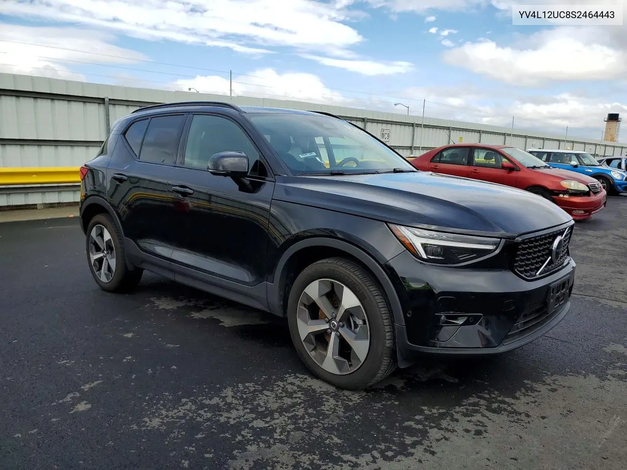 2025 Volvo Xc40 Plus VIN: YV4L12UC8S2464443 Lot: 52333936