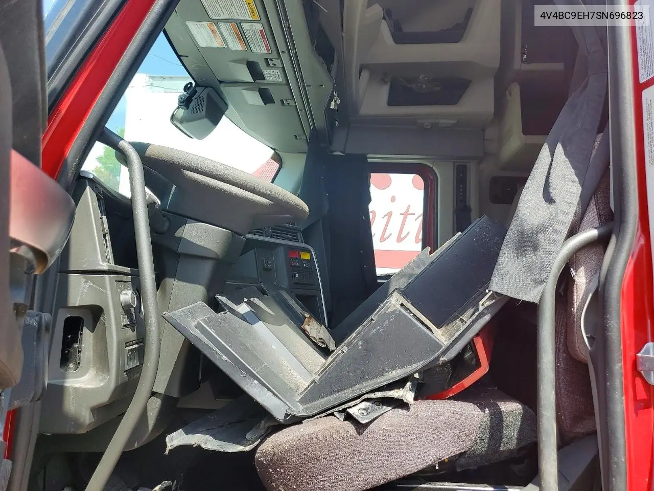 2025 Volvo Vnl Semi Truck VIN: 4V4BC9EH7SN696823 Lot: 55559056