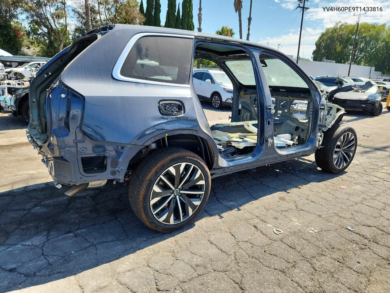 2026 Volvo Xc90 Plus VIN: YV4H60PE9T1433816 Lot: 58557846