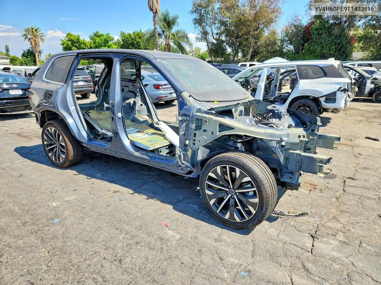 2026 Volvo Xc90 Plus VIN: YV4H60PE9T1433816 Lot: 58557846