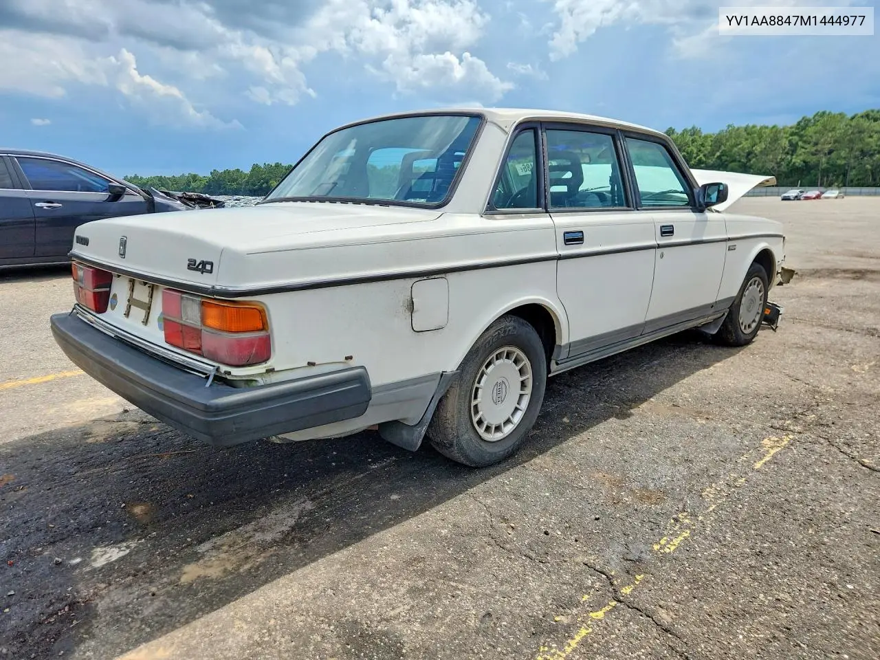 1991 Volvo 240 VIN: YV1AA8847M1444977 Lot: 58108486