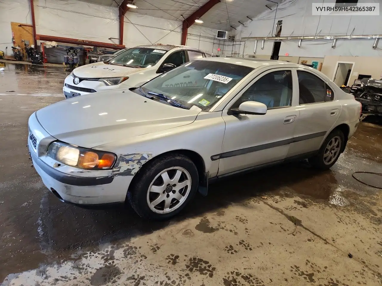 2004 Volvo S60 2.5T
