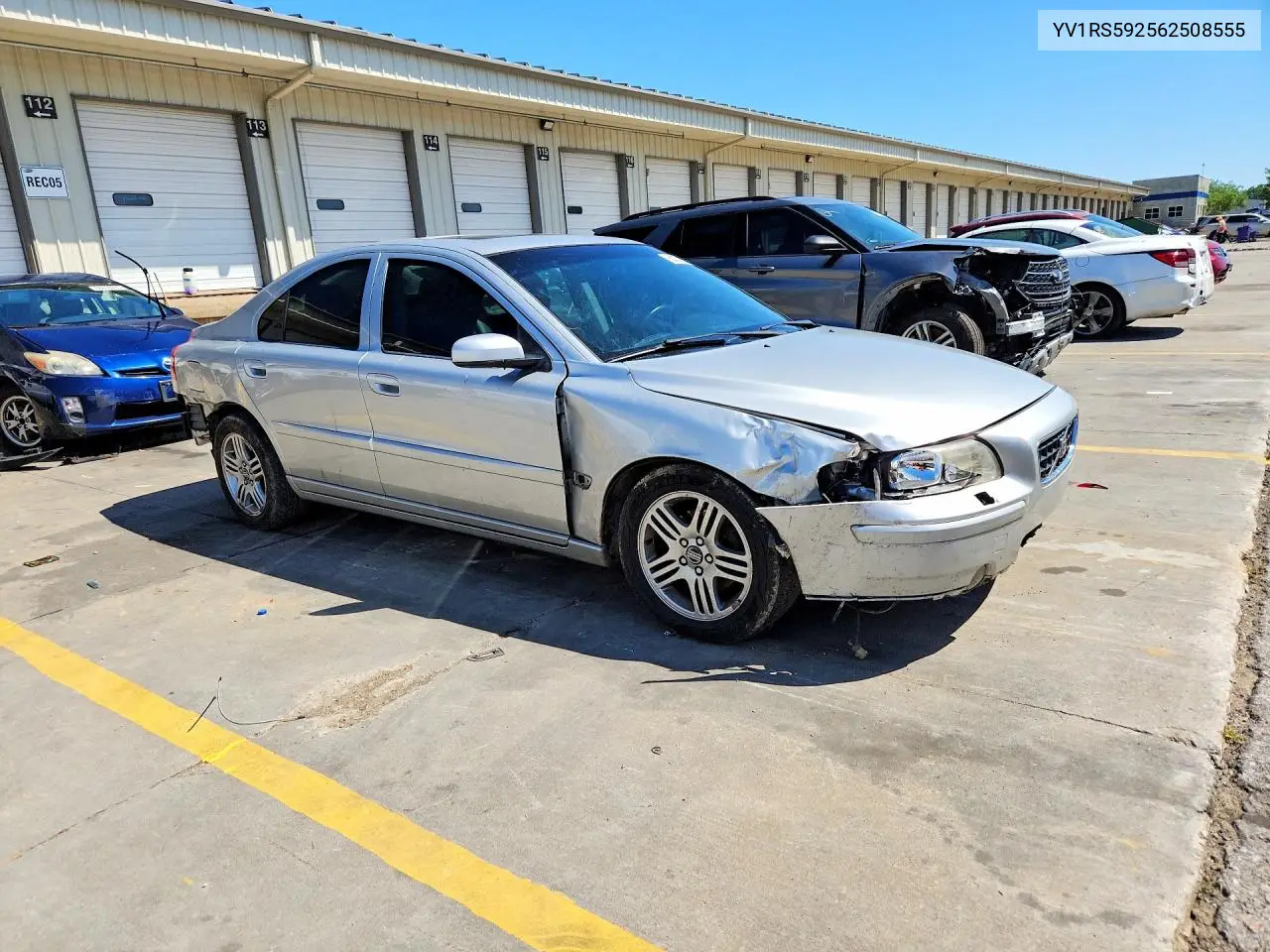 2006 Volvo S60 2.5T VIN: YV1RS592562508555 Lot: 60371206