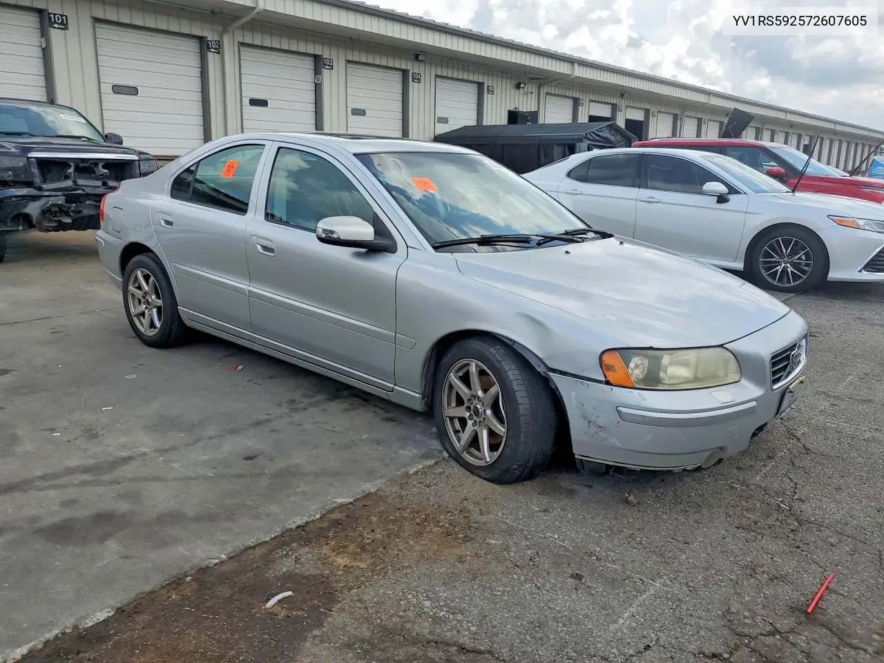 2007 Volvo S60 2.5T VIN: YV1RS592572607605 Lot: 60049166
