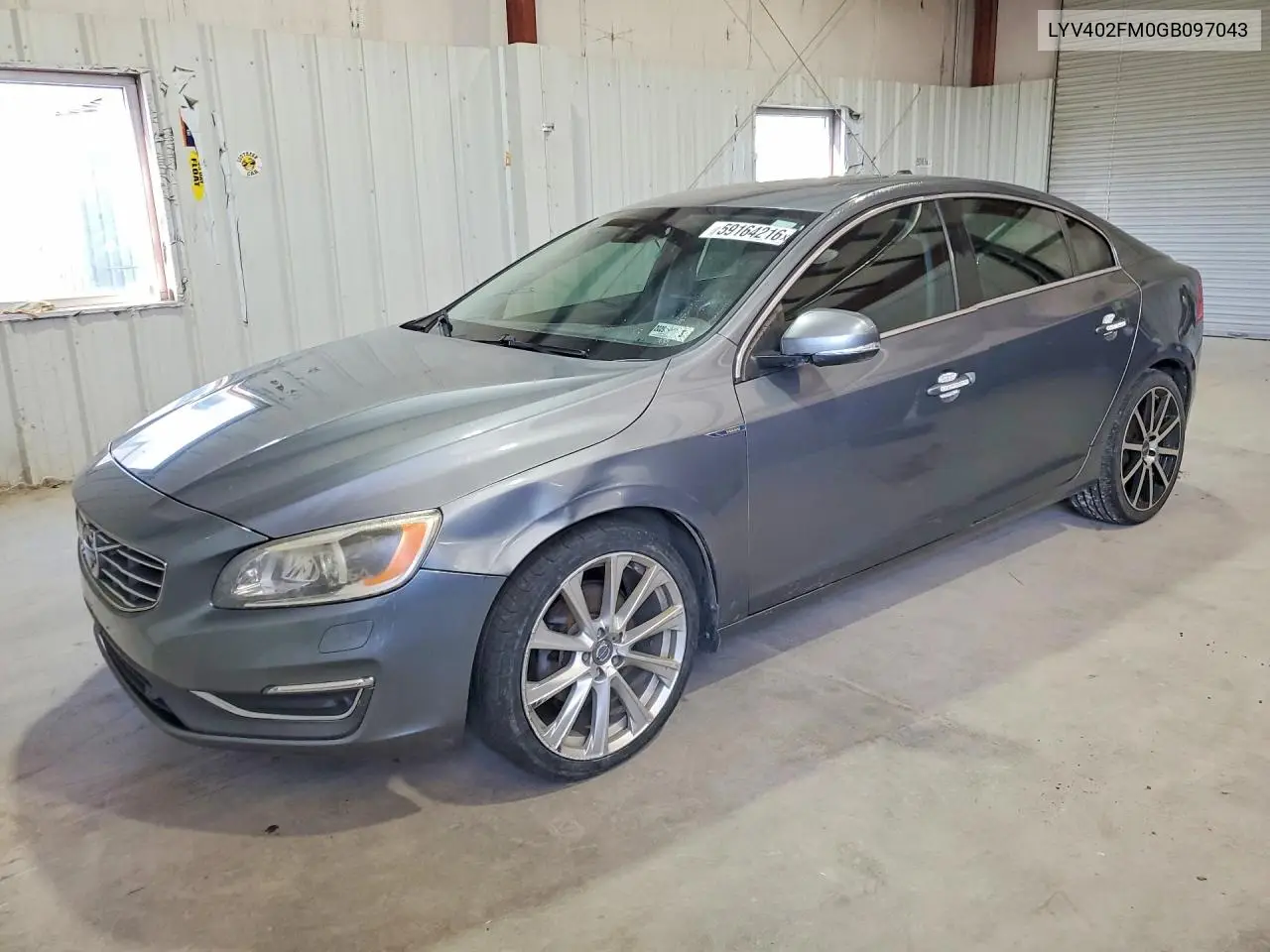 2016 Volvo S60 Platinum VIN: LYV402FM0GB097043 Lot: 59164216