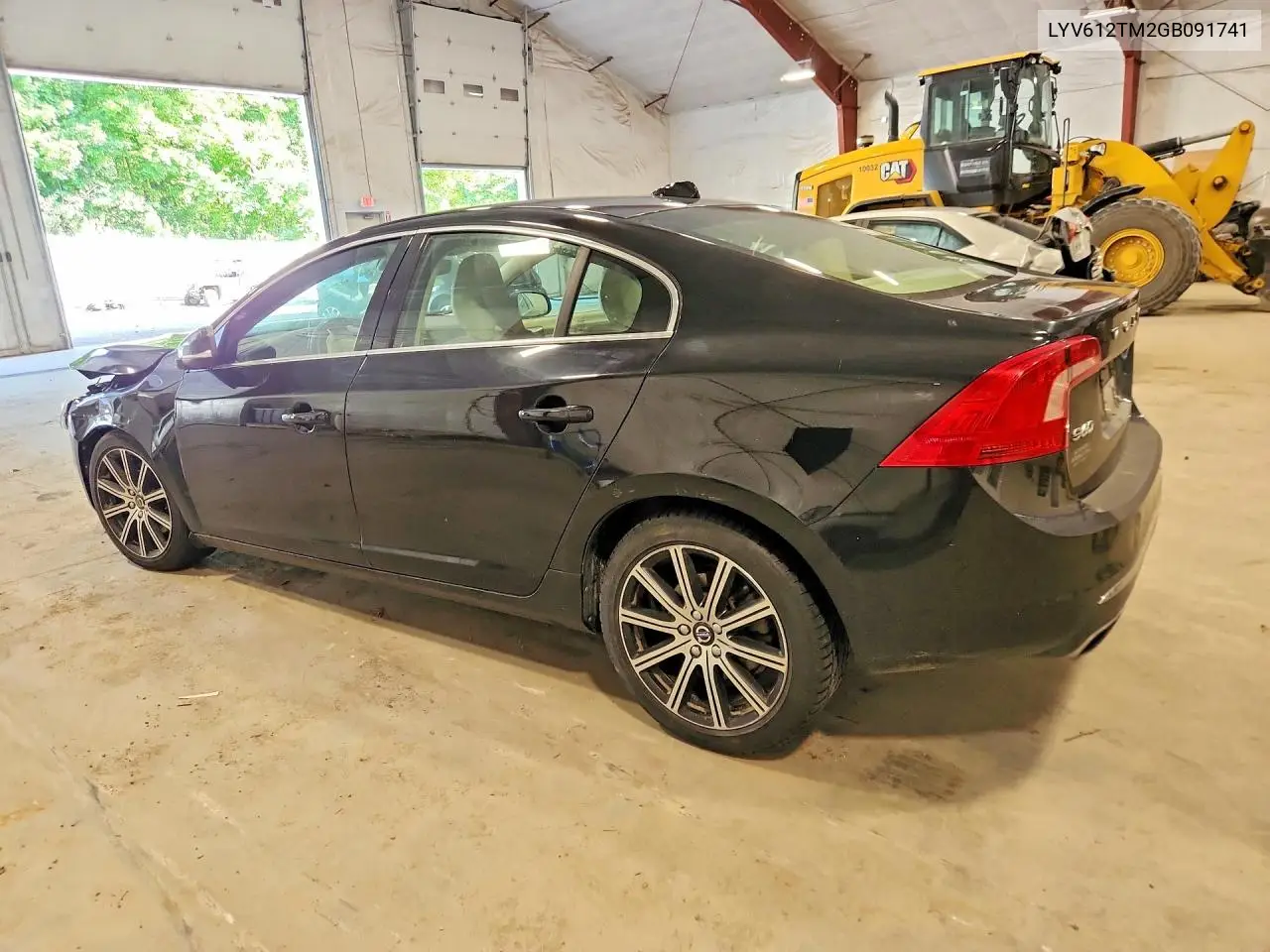 2016 Volvo S60 Platinum VIN: LYV612TM2GB091741 Lot: 61228086