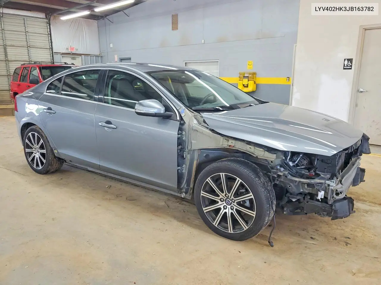 2018 Volvo S60 Premier VIN: LYV402HK3JB163782 Lot: 61126116