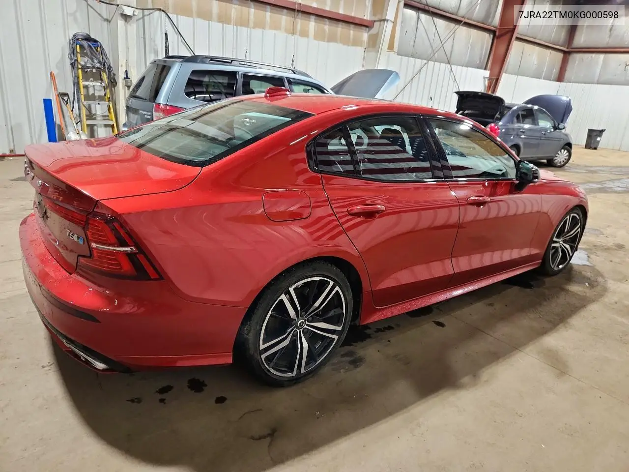 2019 Volvo S60 T6 R-Design VIN: 7JRA22TM0KG000598 Lot: 61164416