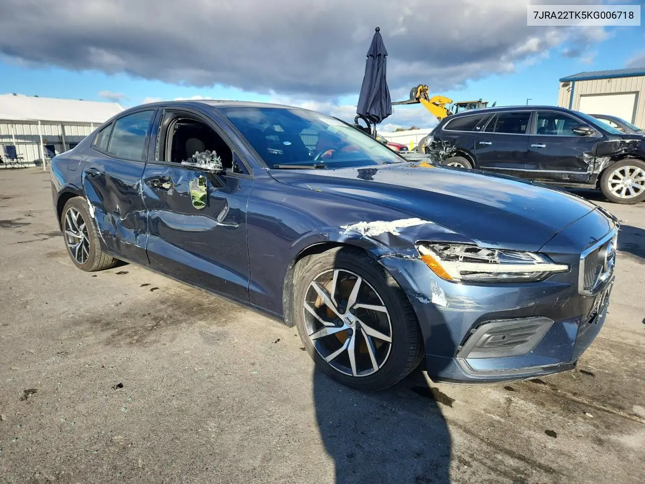 7JRA22TK5KG006718 2019 Volvo S60 T6 Momentum