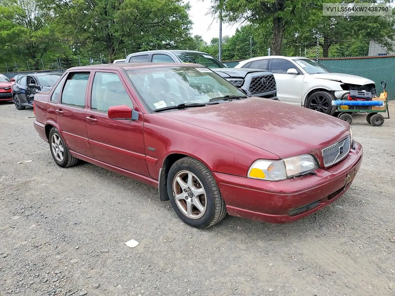1998 Volvo S70 Glt VIN: YV1LS564XW2438790 Lot: 61866896