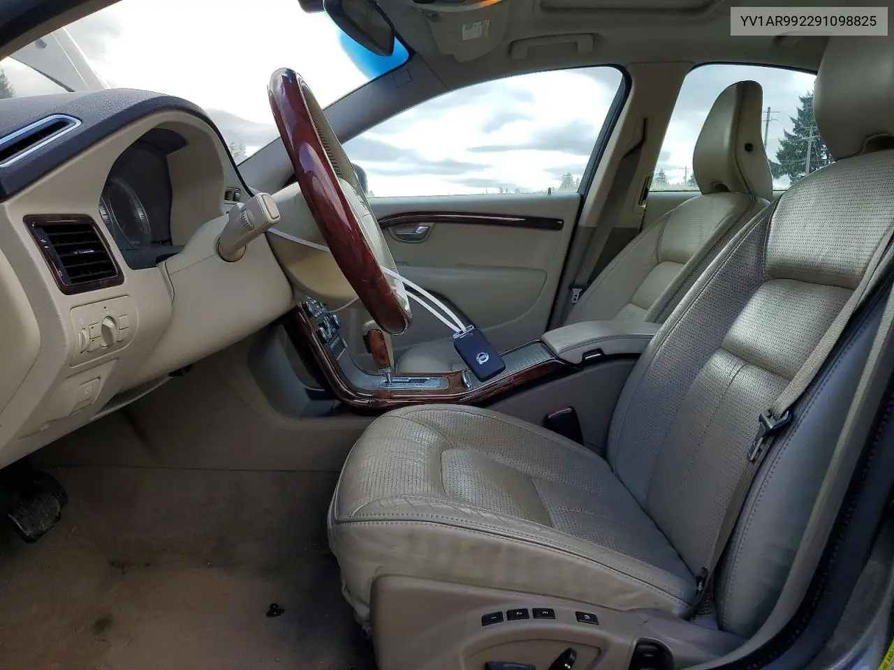 2009 Volvo S80 T6 VIN: YV1AR992291098825 Lot: 79104435