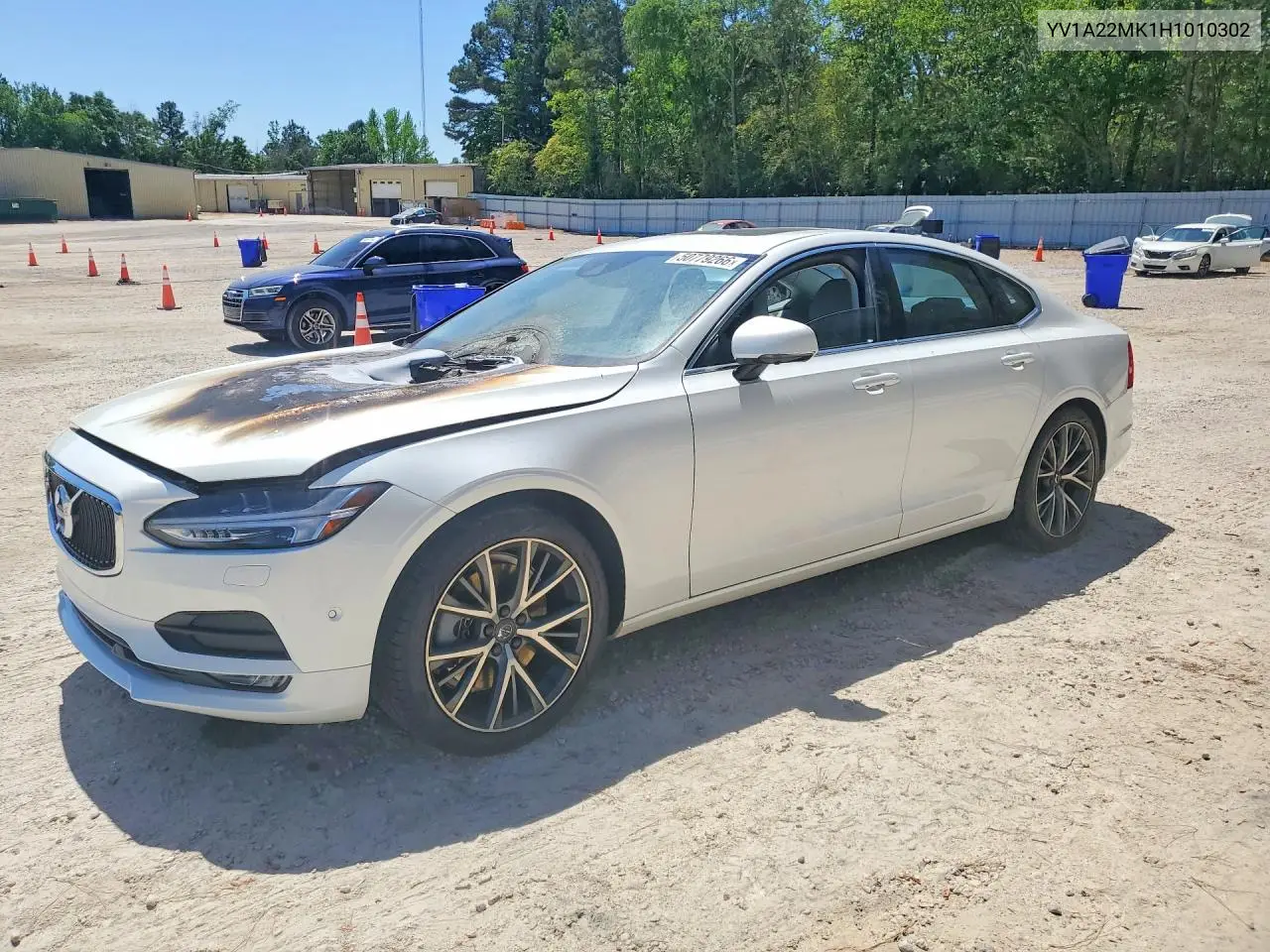 2017 Volvo S90 T6 Momentum VIN: YV1A22MK1H1010302 Lot: 50779266