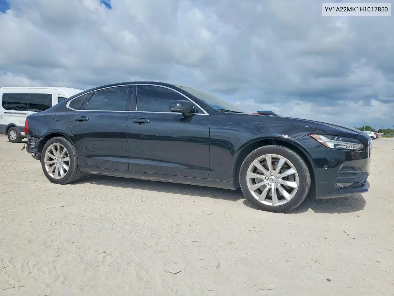 2017 Volvo S90 T6 Momentum VIN: YV1A22MK1H1017850 Lot: 56132226