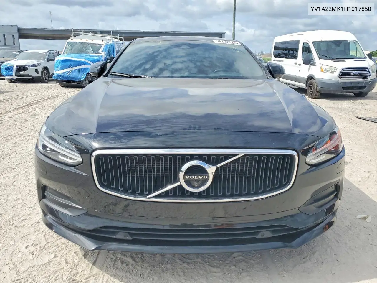2017 Volvo S90 T6 Momentum VIN: YV1A22MK1H1017850 Lot: 56132226