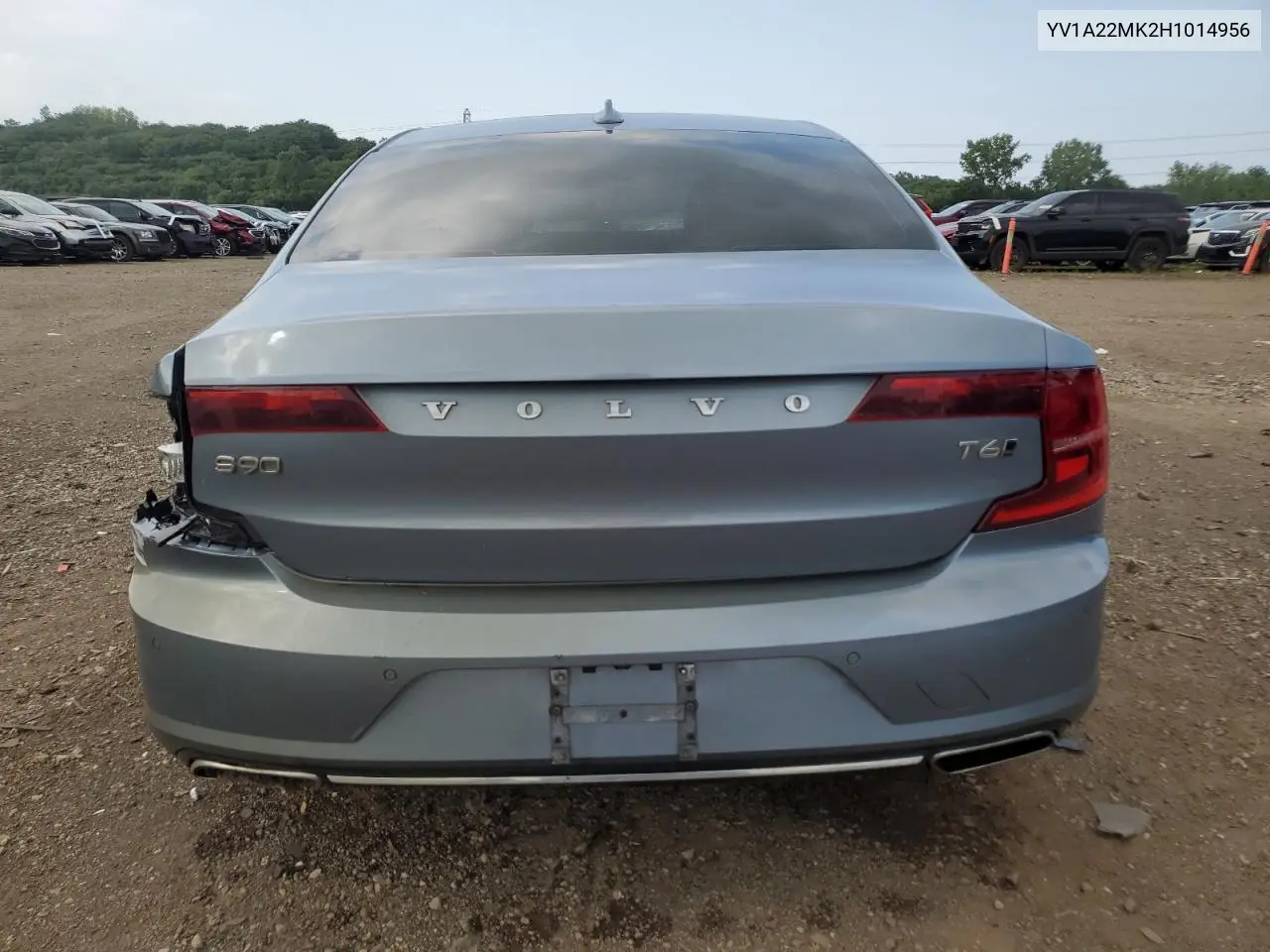 YV1A22MK2H1014956 2017 Volvo S90 T6 Momentum