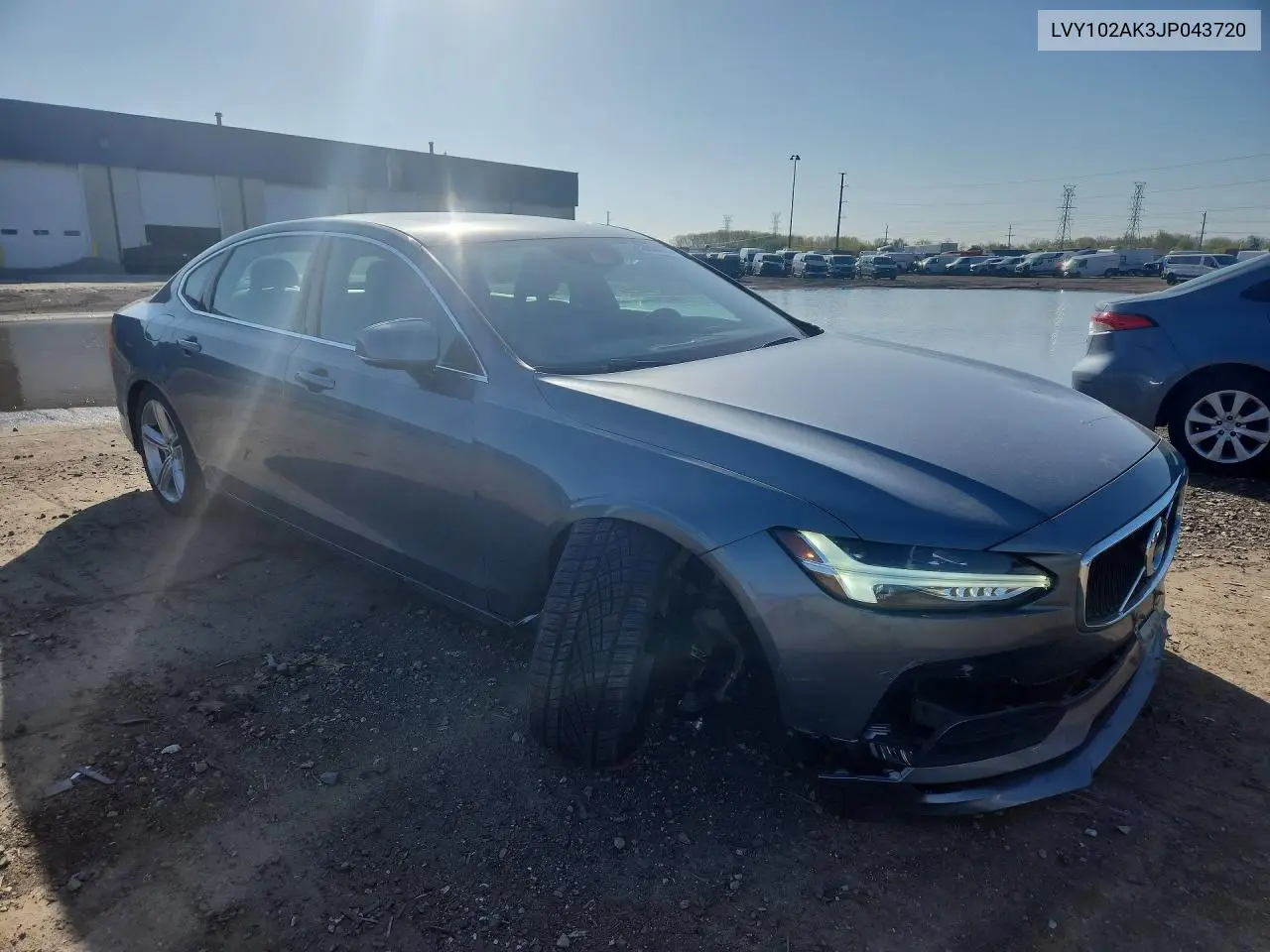 2018 Volvo S90 T5 Momentum VIN: LVY102AK3JP043720 Lot: 52084876