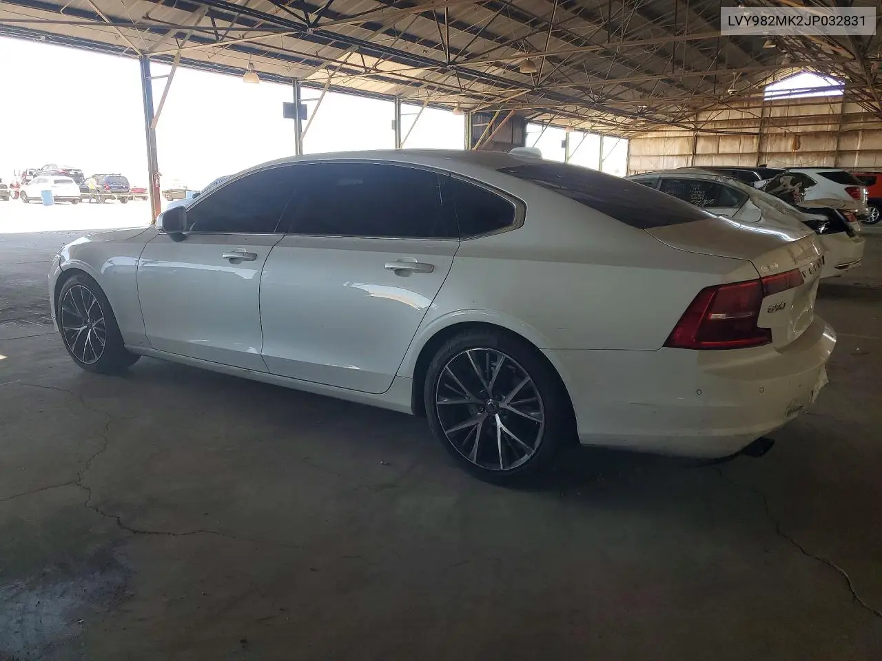 2018 Volvo S90 T5 Momentum VIN: LVY982MK2JP032831 Lot: 56494226
