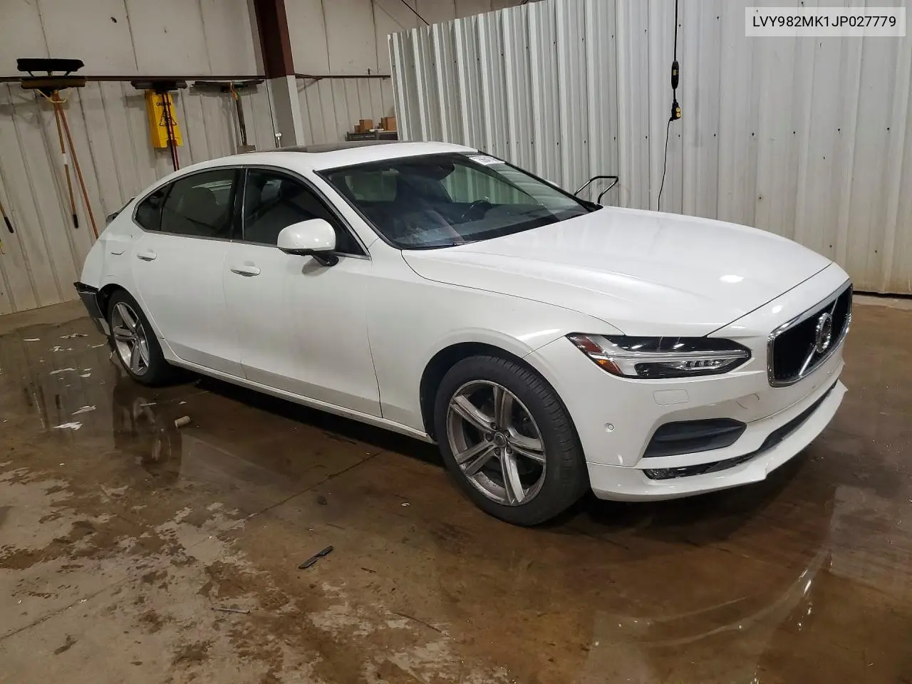 2018 Volvo S90 T5 Momentum VIN: LVY982MK1JP027779 Lot: 56647396
