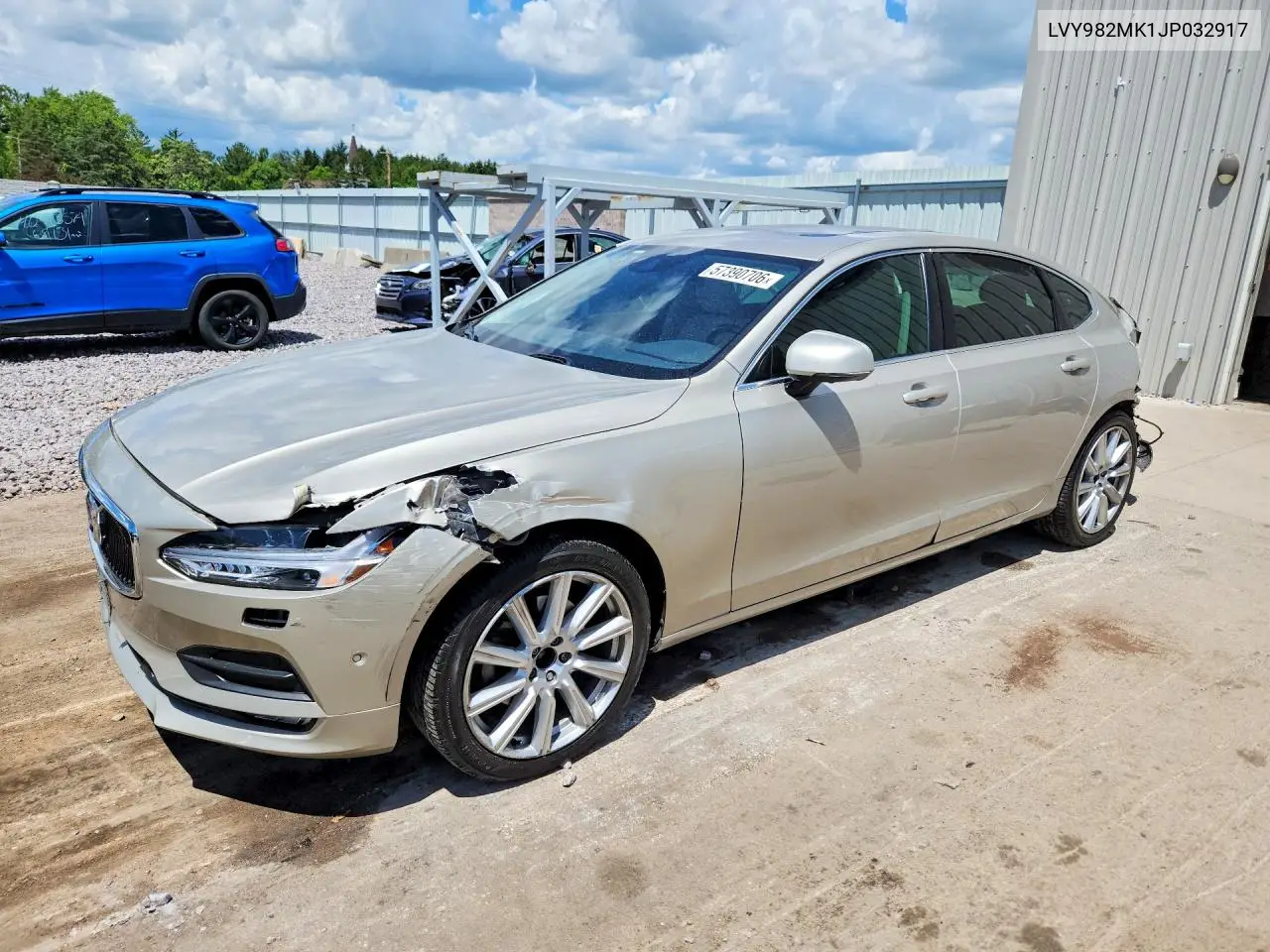 2018 Volvo S90 T5 Momentum VIN: LVY982MK1JP032917 Lot: 57390706