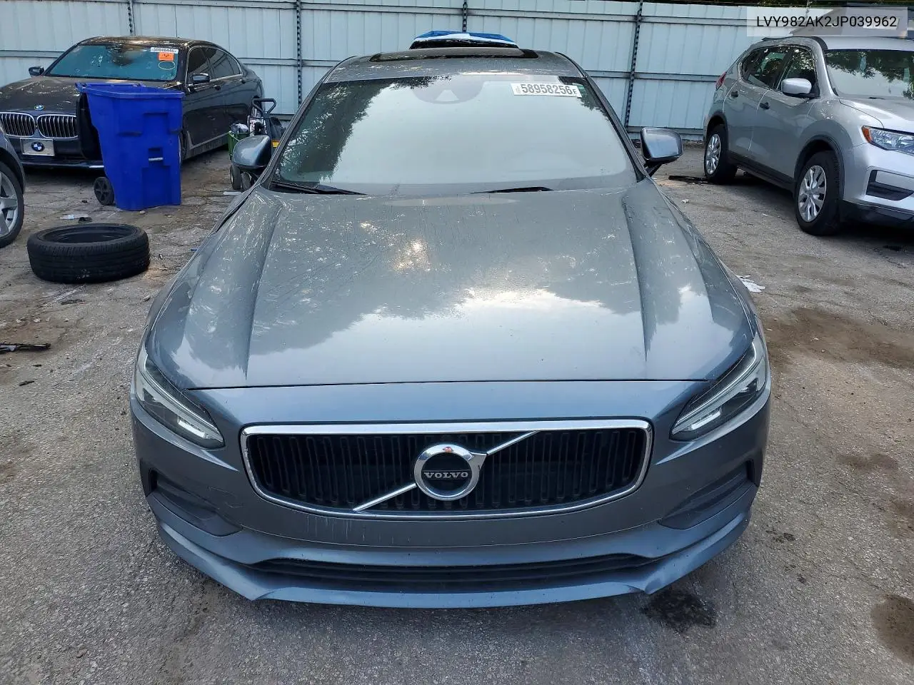 2018 Volvo S90 T5 Momentum VIN: LVY982AK2JP039962 Lot: 58958256