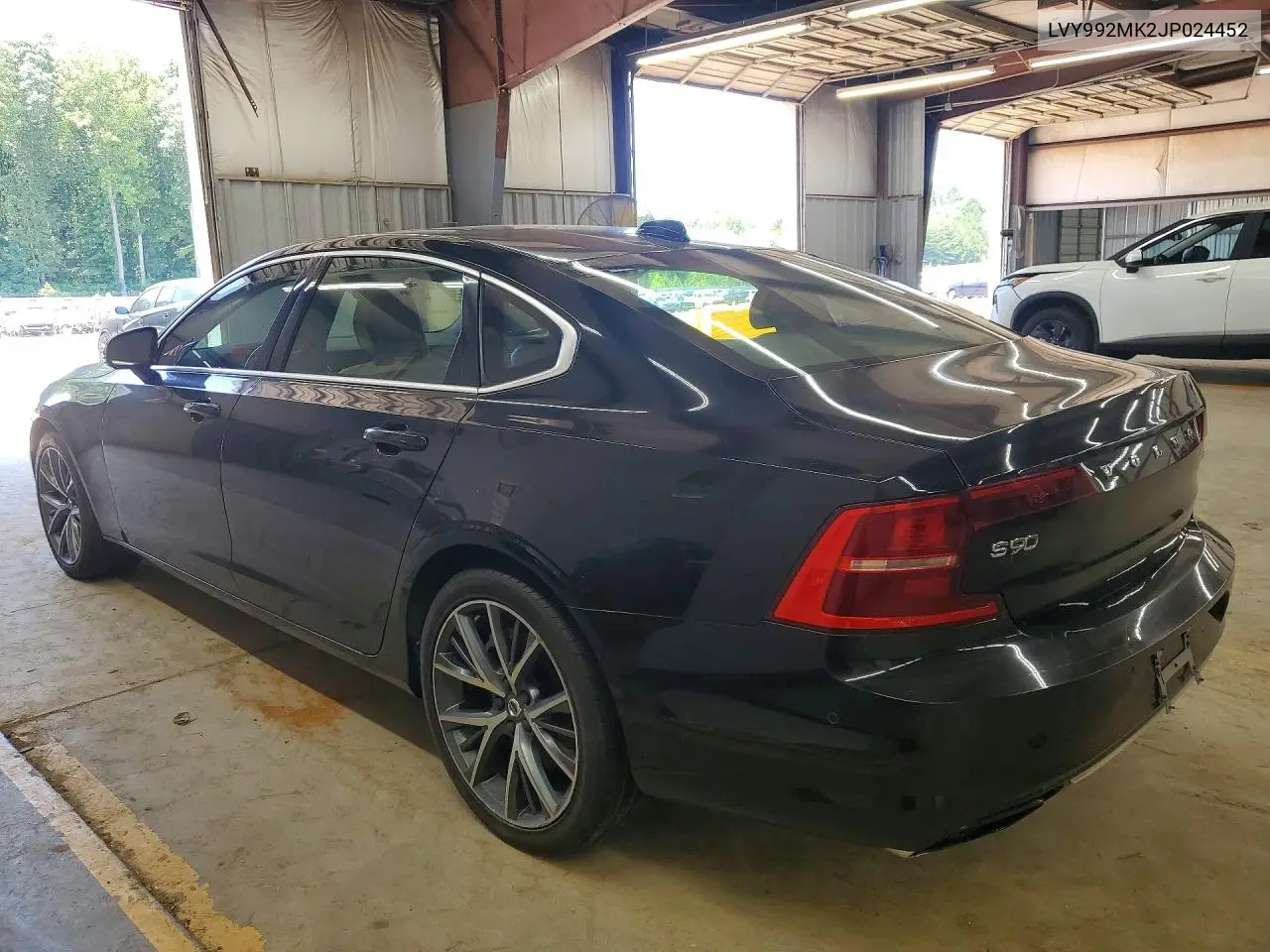 2018 Volvo S90 T6 Momentum VIN: LVY992MK2JP024452 Lot: 59404466