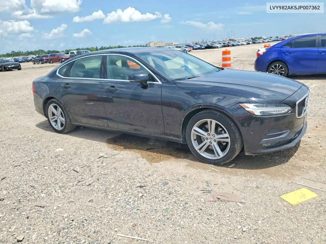 2018 Volvo S90 T5 Momentum VIN: LVY982AK5JP007362 Lot: 59732846