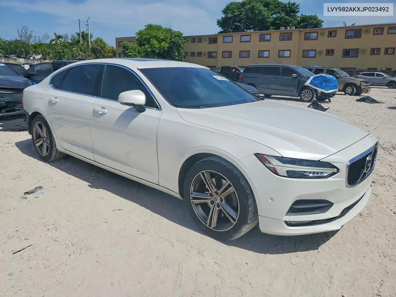 2018 Volvo S90 T5 Momentum VIN: LVY982AKXJP023492 Lot: 61224936