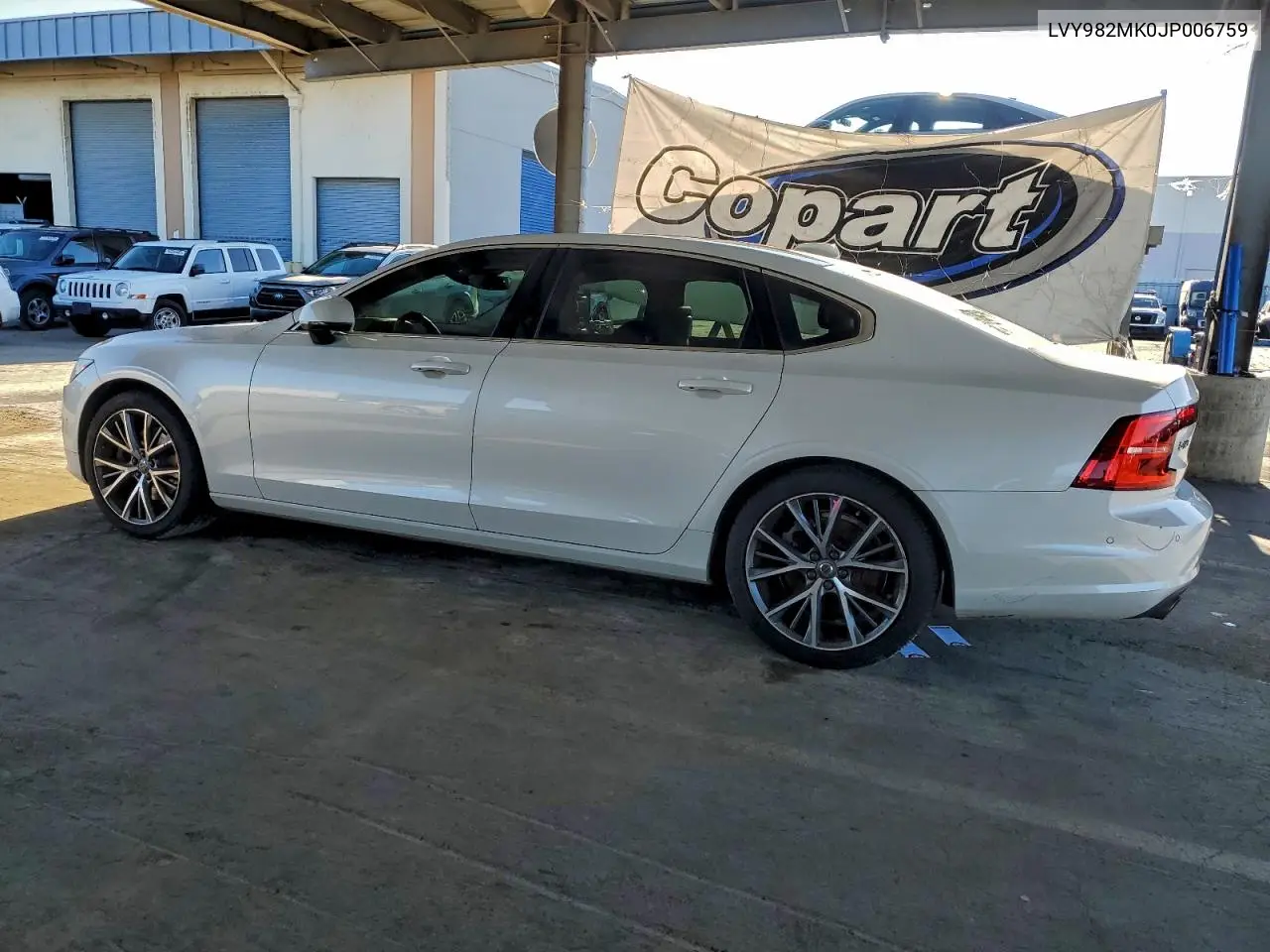 2018 Volvo S90 T5 Momentum VIN: LVY982MK0JP006759 Lot: 72438275