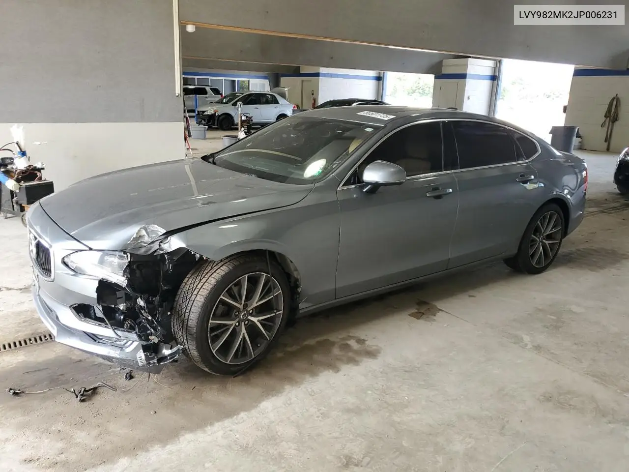 2018 Volvo S90 T5 Momentum VIN: LVY982MK2JP006231 Lot: 80501735