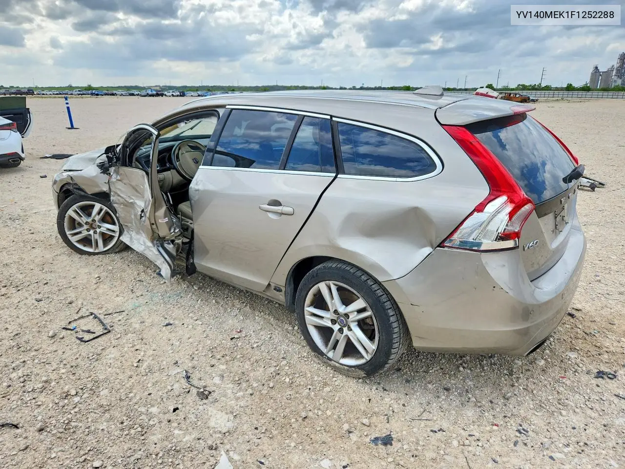 2015 Volvo V60 Premier VIN: YV140MEK1F1252288 Lot: 49954586