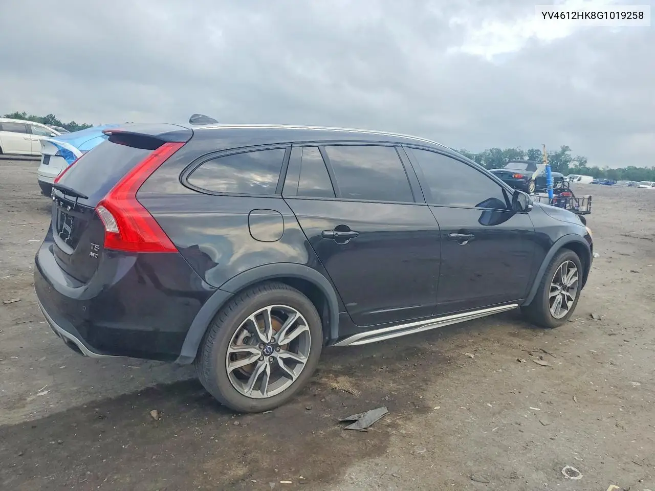 2016 Volvo V60 Cross Country Premier VIN: YV4612HK8G1019258 Lot: 59914986