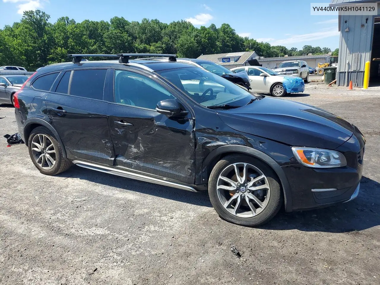 2017 Volvo V60 Cross Country Premier VIN: YV440MWK5H1041129 Lot: 56184736