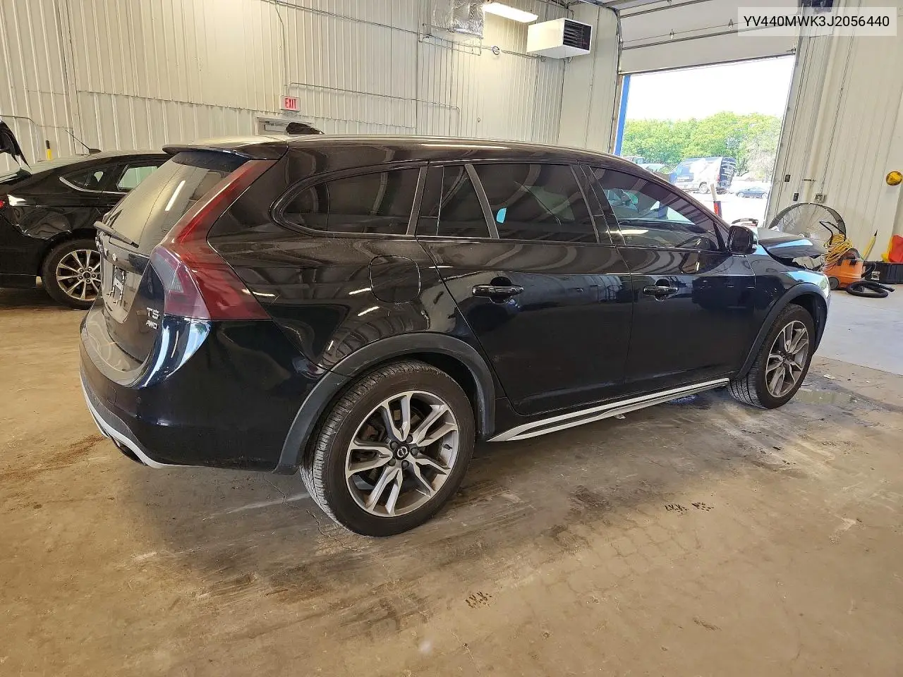 2018 Volvo V60 Cross Country Premier VIN: YV440MWK3J2056440 Lot: 56784856