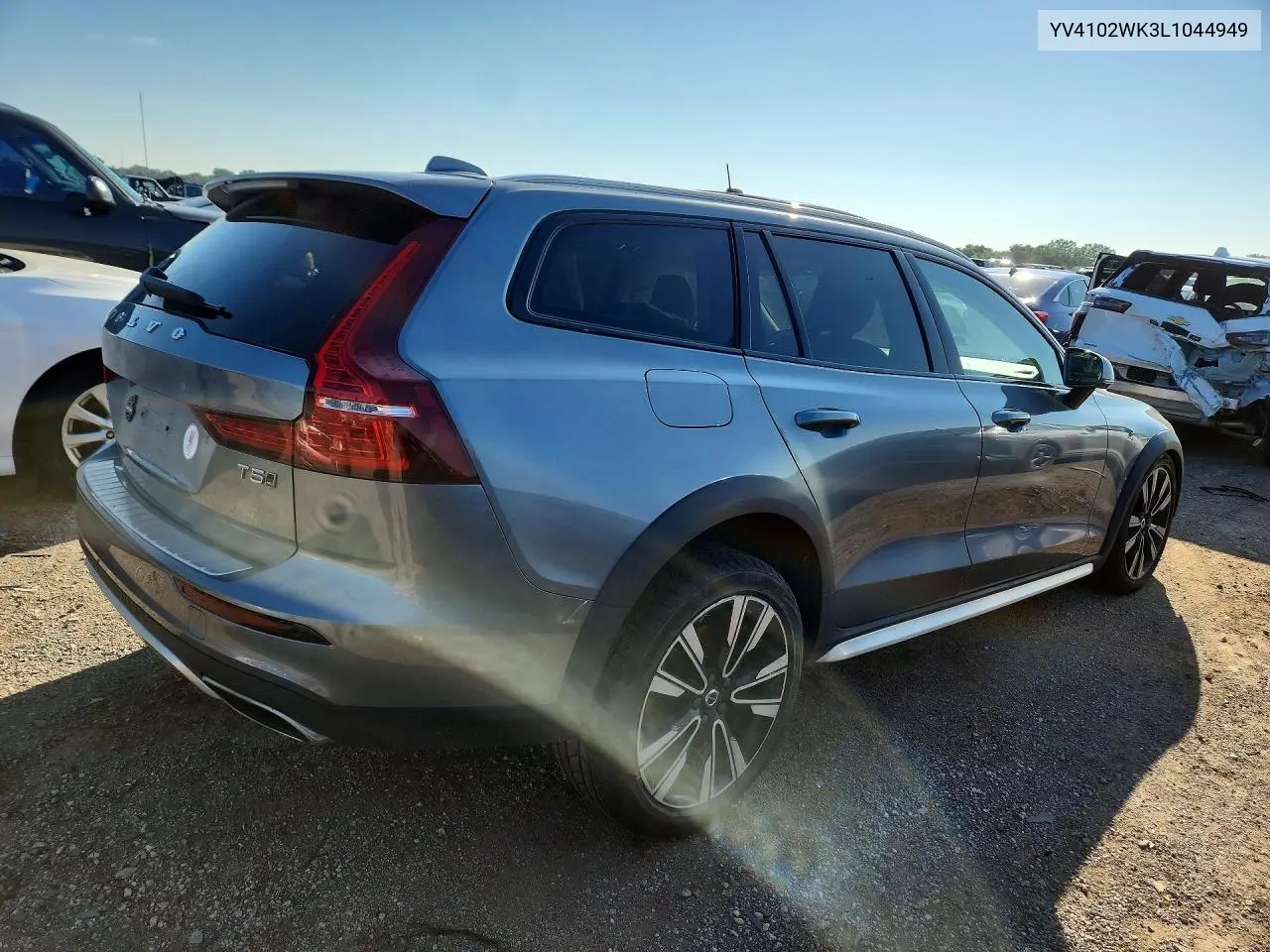 2020 Volvo V60 Cross Country T5 Momentum VIN: YV4102WK3L1044949 Lot: 59850776