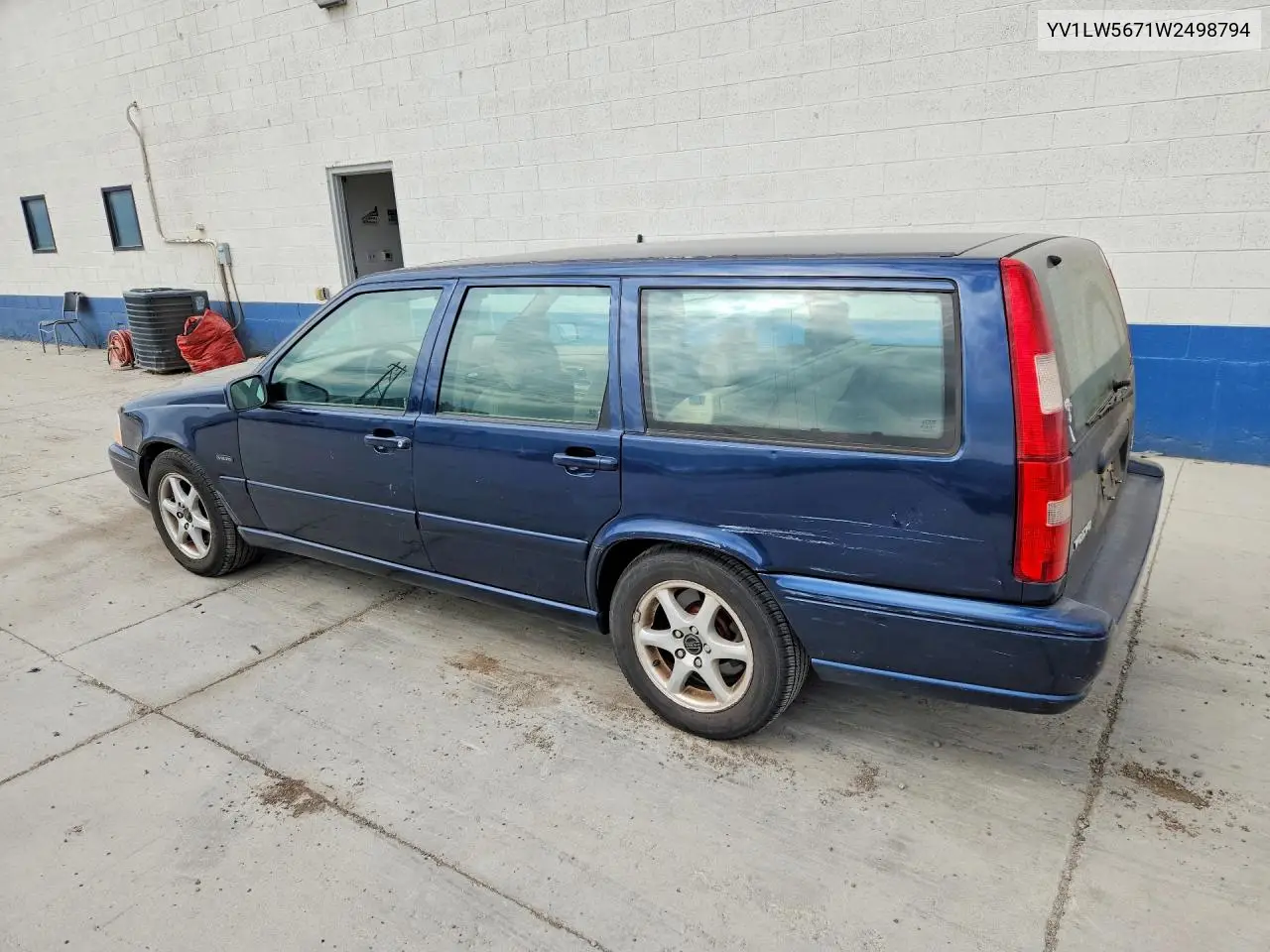 1998 Volvo V70 VIN: YV1LW5671W2498794 Lot: 61039966