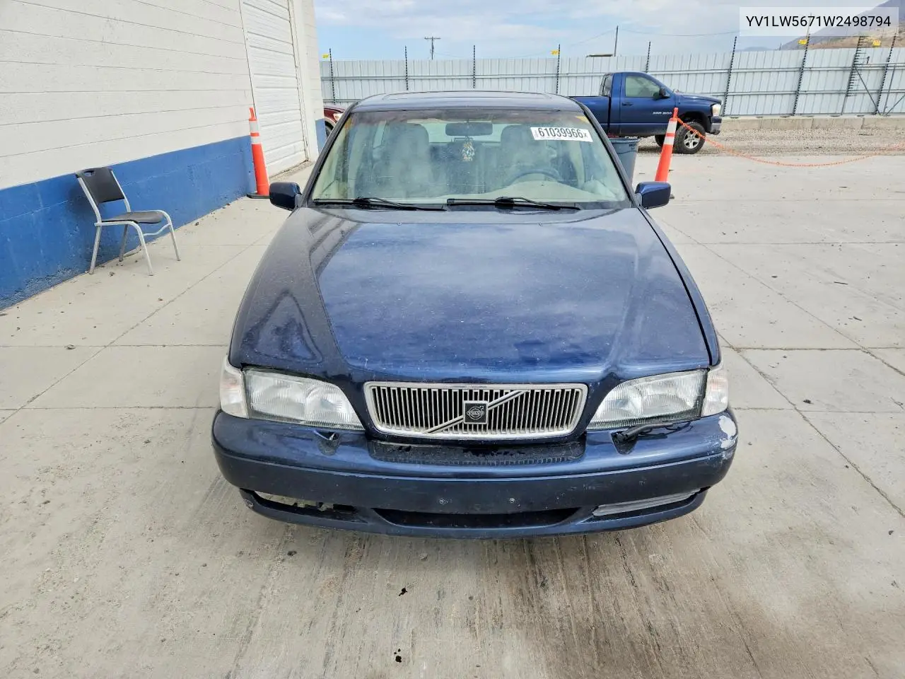 1998 Volvo V70 VIN: YV1LW5671W2498794 Lot: 61039966