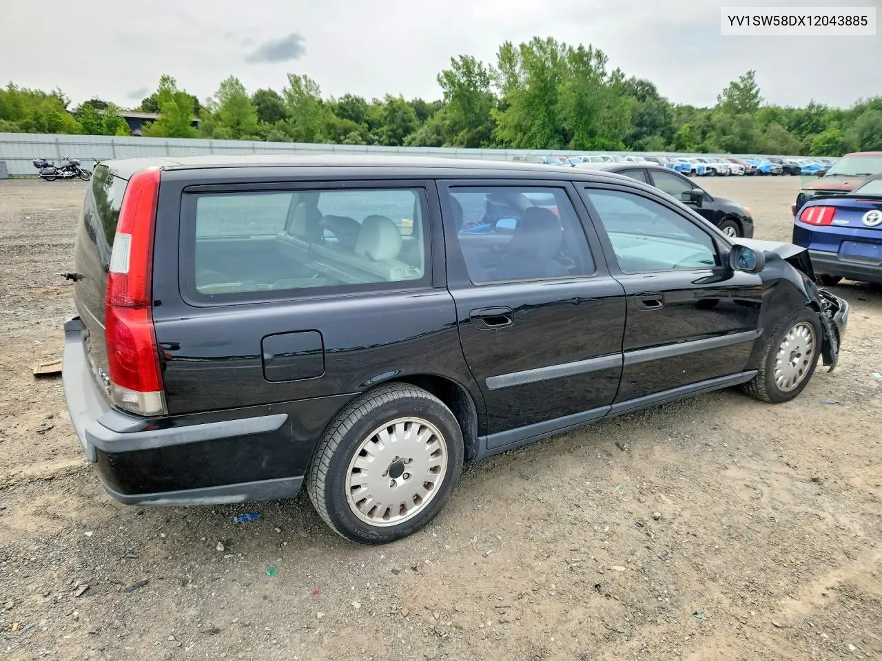 2001 Volvo V70 2.4T VIN: YV1SW58DX12043885 Lot: 61290556