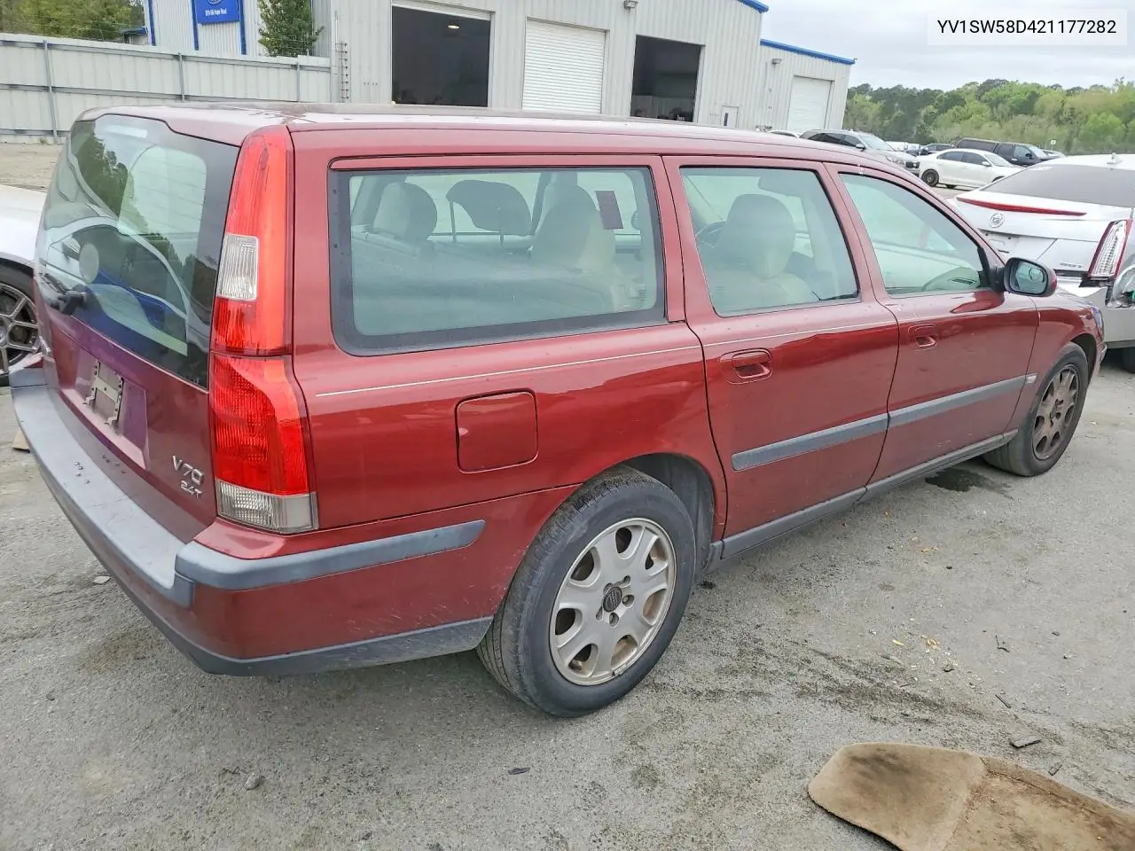 2002 Volvo V70 2.4T VIN: YV1SW58D421177282 Lot: 46642826